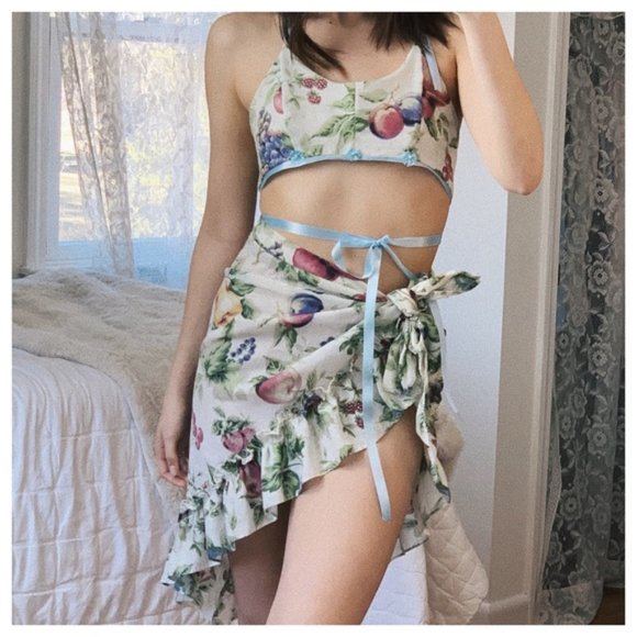 Vintage Boho Floral Skirt Scrunchie Summer Set - Picture 2 of 13